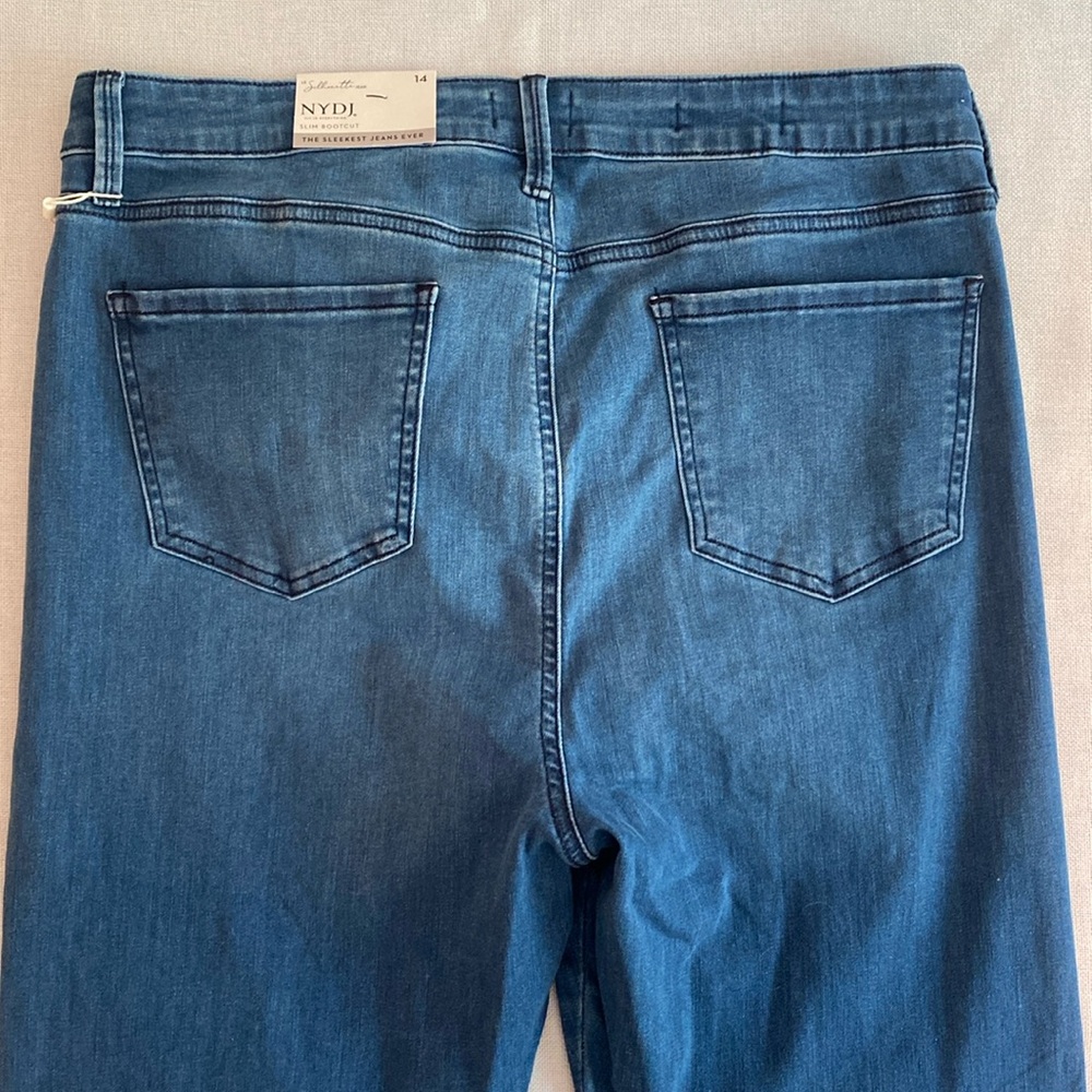 NYDJ • Le Silhouette High Rise Slim Bootcut Jeans *NWT* - Picture 7 of 16